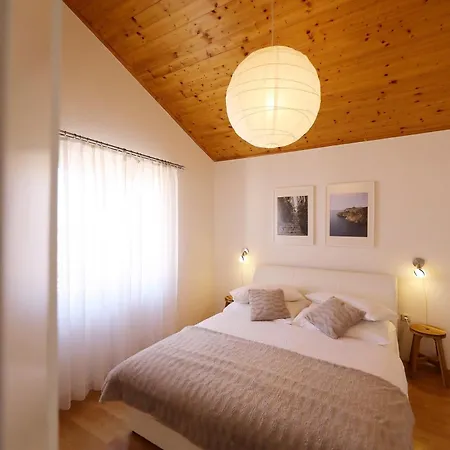 Apartment Gordana Vir